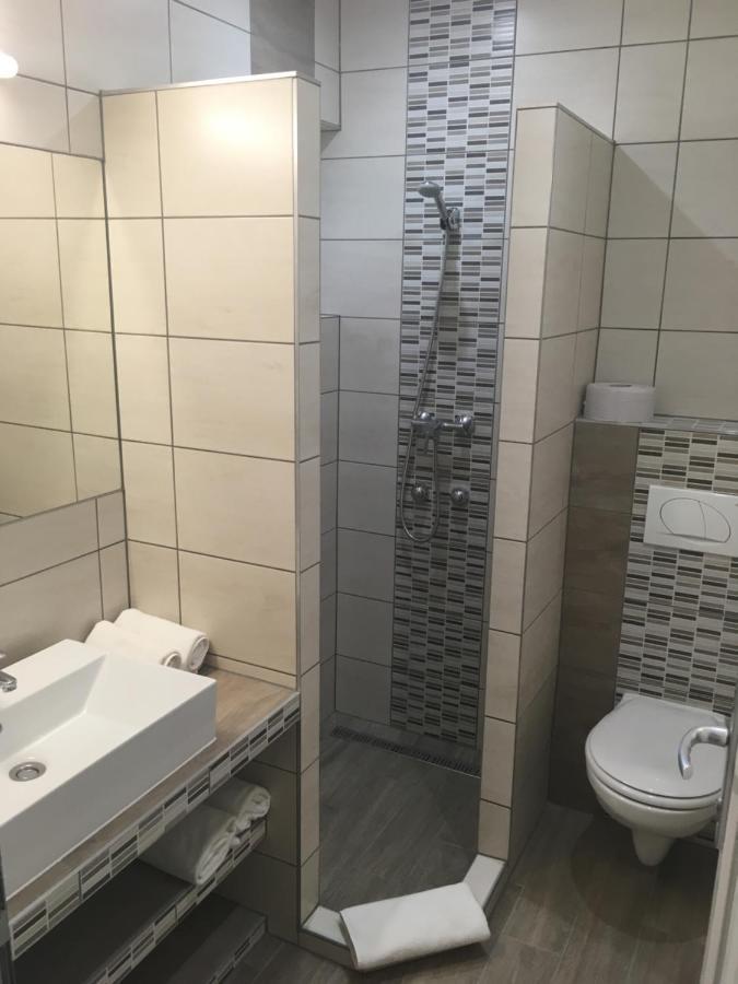 特科保龄球中央体育汽车旅馆 塞格德 外观 照片